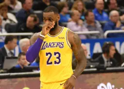 Már az NBA is LeBron James döntésére vár